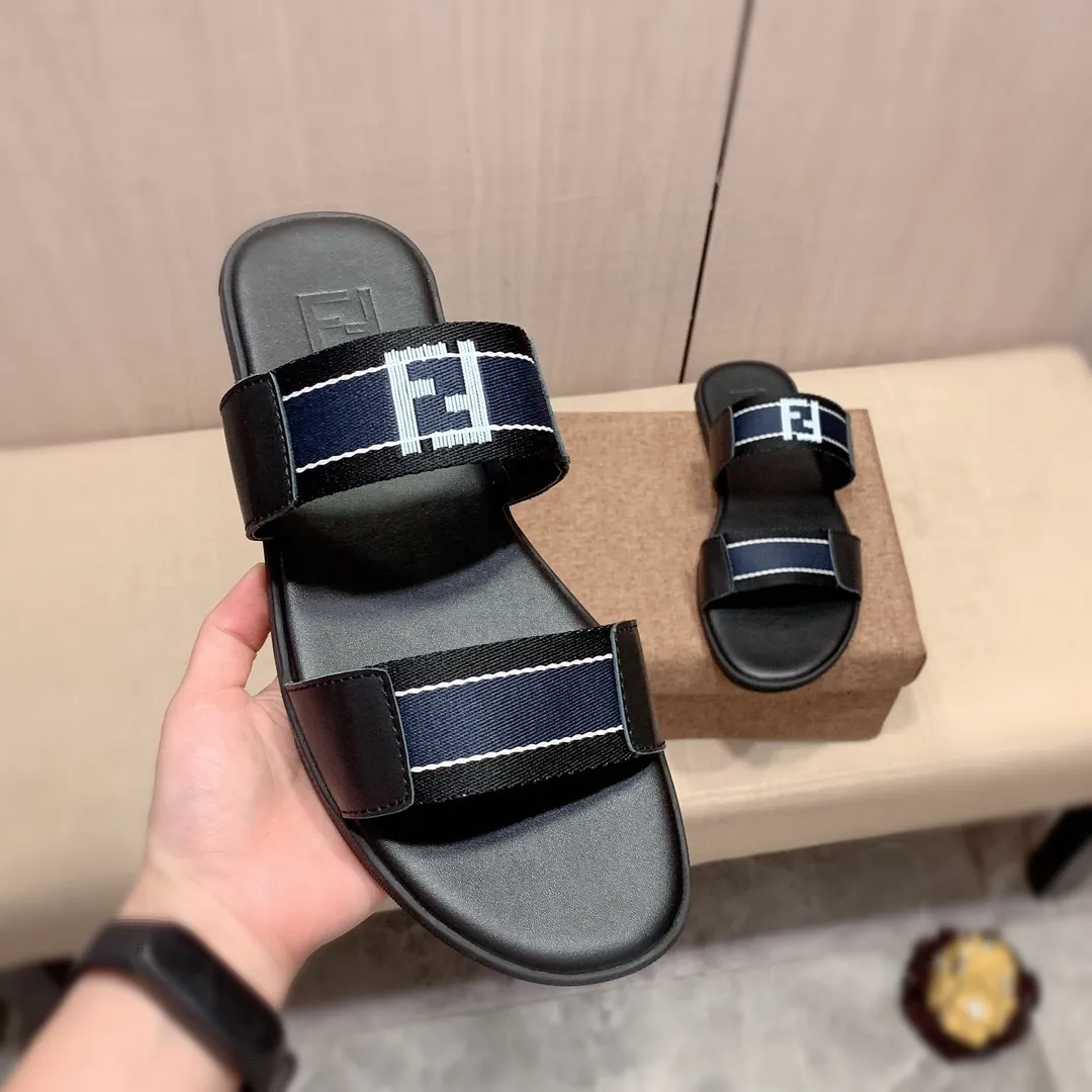 Slippers: New model: Factory price: 220💰💰🎩🎩🔥🔥《 Fendi FENDI* 》Series of slippers top purchasing agent 🔍🔍Men's 2022 counters are on sale simultaneously, original imported cowhide from Italy, exquisite workmanship,), sole: (super comfortable) original sole provided by the original factory, ⚠️ The exclusive double-layer movable molded bottom is super comfortable⚠️, the real thing is more beautiful🎬The real thing is more beautiful🔍🔍original order quality, you can enter and leave the counter at will, the correct size is 38-44, you can order 45. Long-term availability 266
